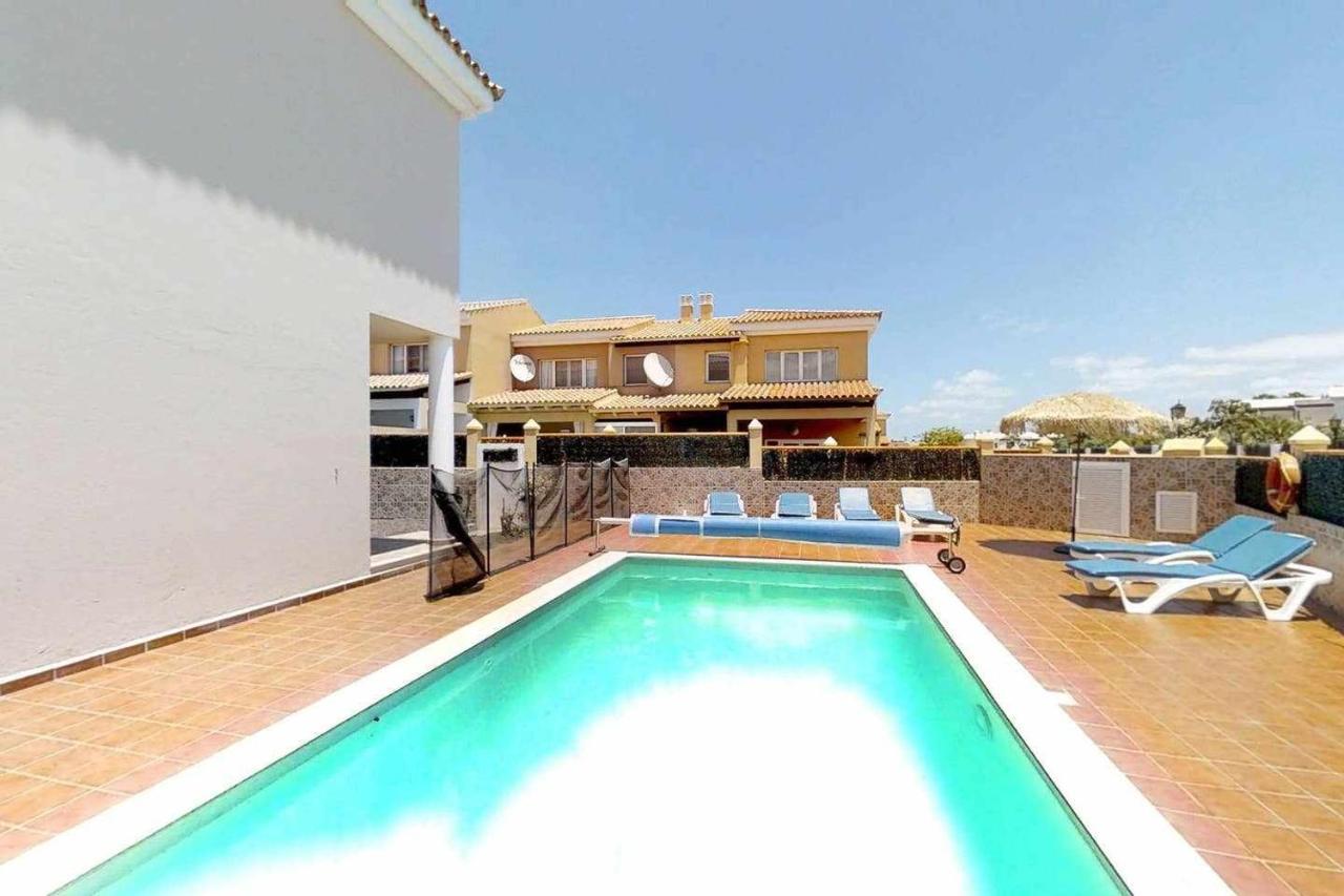 קורלחו Anju Villas Villa At 100 Meters Far Of The Beach מראה חיצוני תמונה