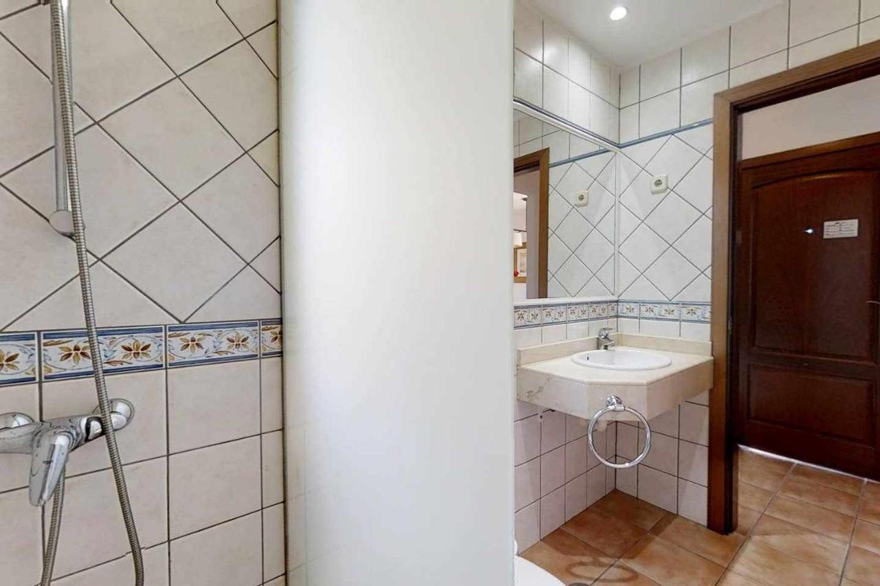 קורלחו Anju Villas Villa At 100 Meters Far Of The Beach מראה חיצוני תמונה