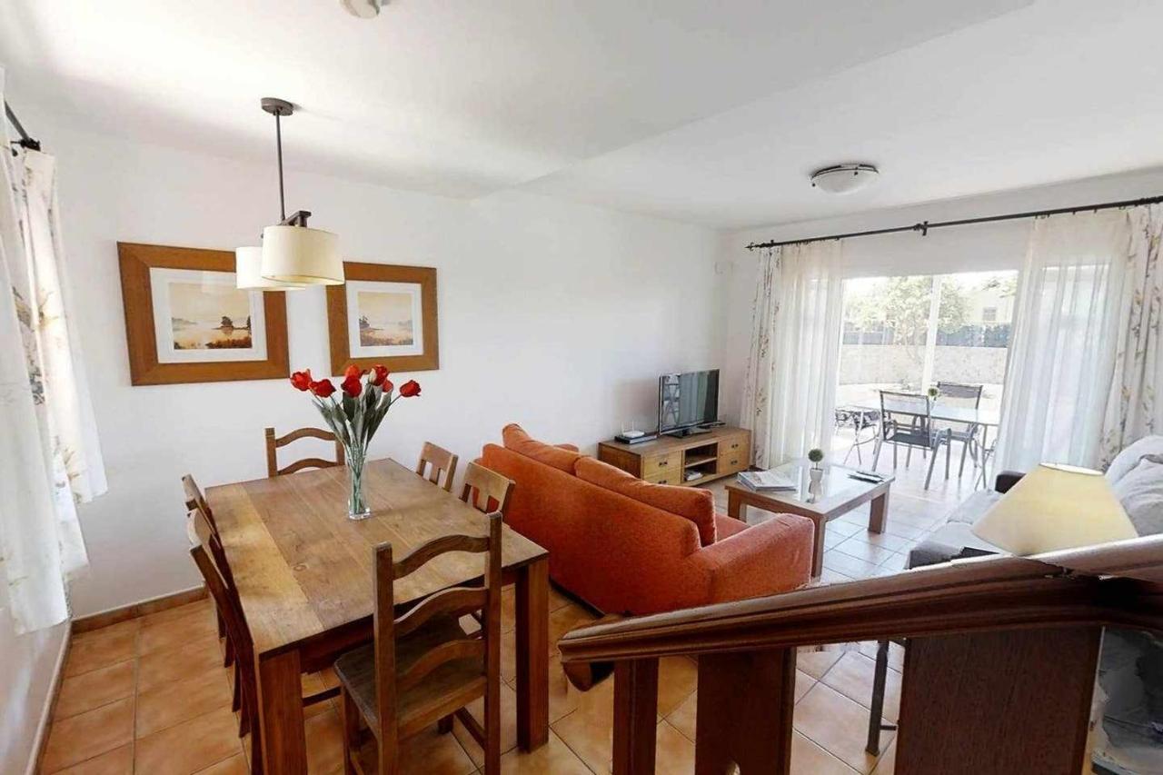 קורלחו Anju Villas Villa At 100 Meters Far Of The Beach מראה חיצוני תמונה